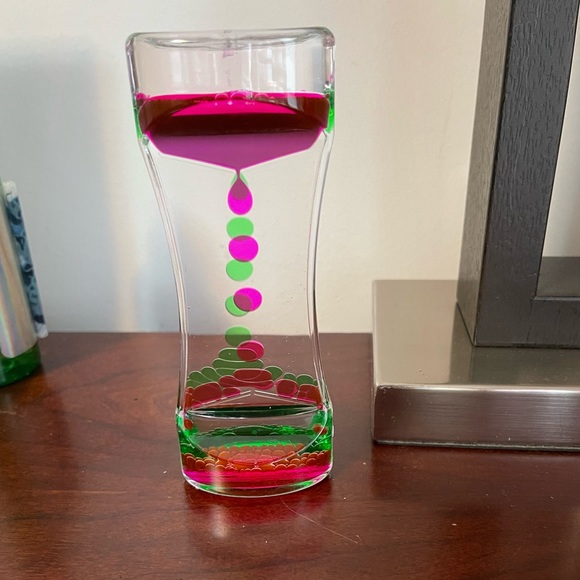 Liquid motion bubbler new - Picture 4 of 6